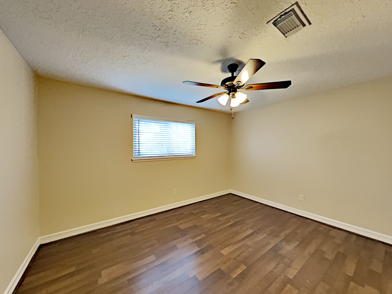 16395 Havenpark Dr, Houston photo 18