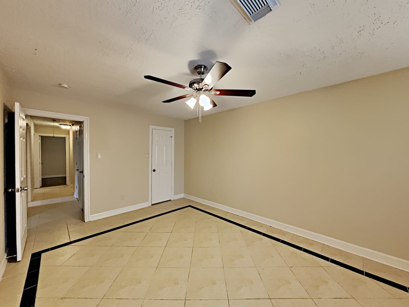 16395 Havenpark Dr, Houston photo 12