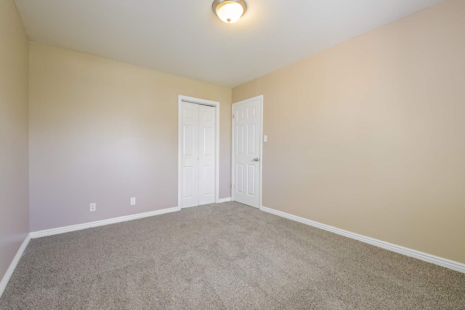 1640 Ruth Dr, Thornton photo 9
