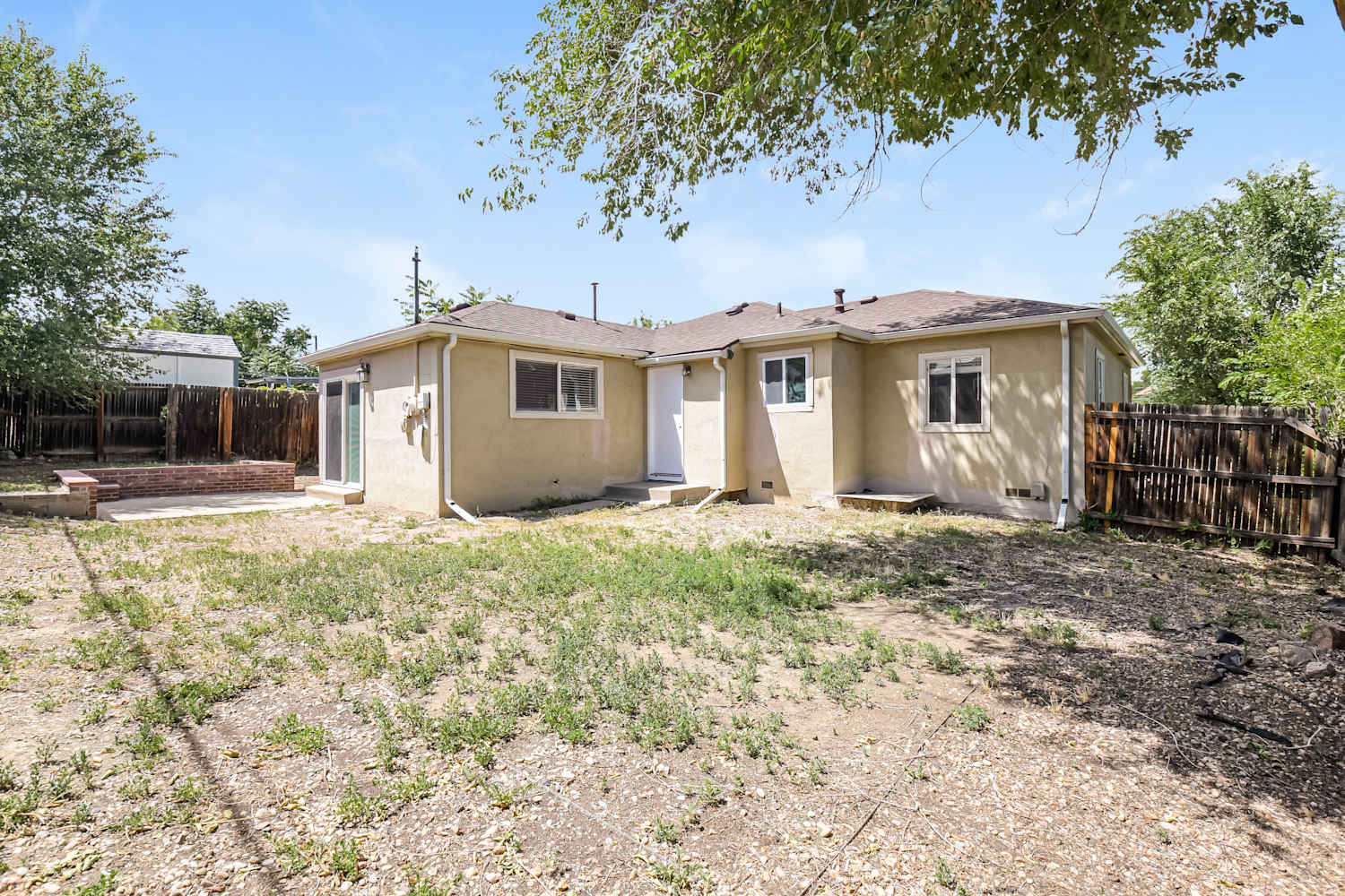 1640 Ruth Dr, Thornton photo 16