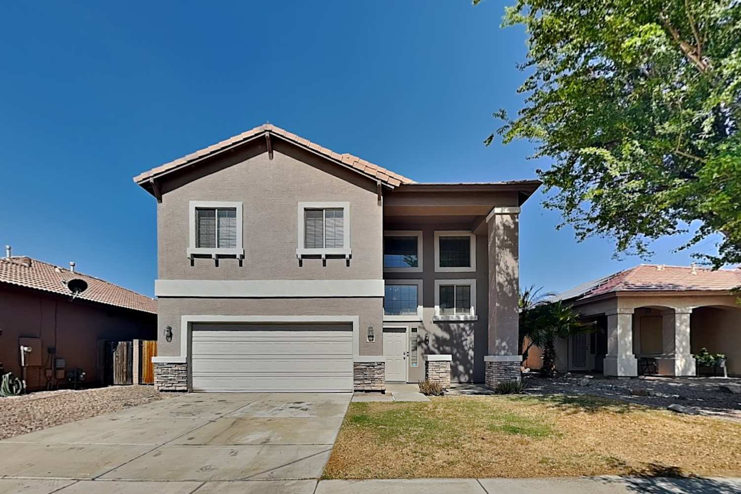 1640 S 171st Dr, Goodyear photo 1