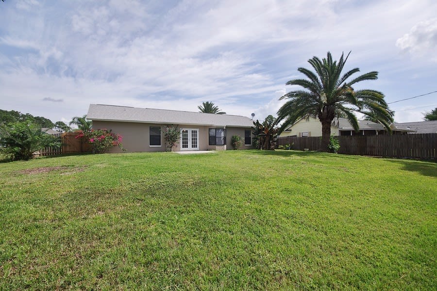 1646 Heartwellville St NW, Palm Bay photo 18