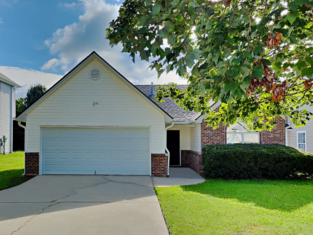 Front of 1650 Neighborhood Walk, McDonough, GA