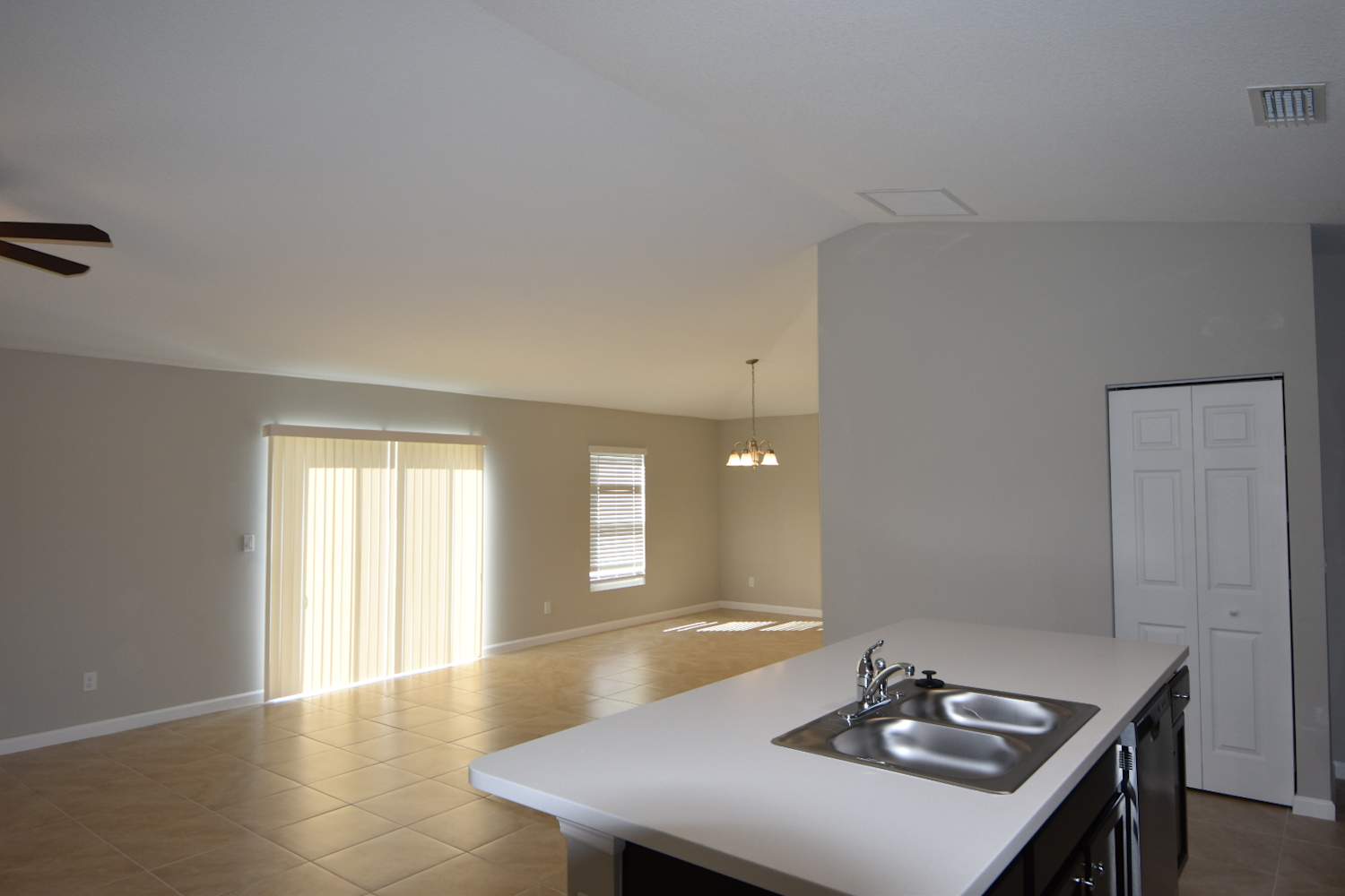 1650 SW Merchant Lane, Port Saint Lucie photo 6