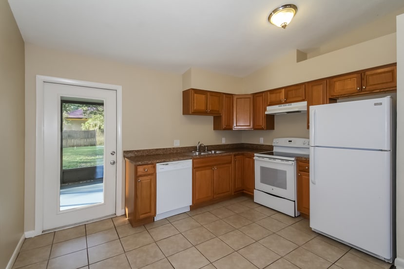 1661 New London St, North Port photo 8
