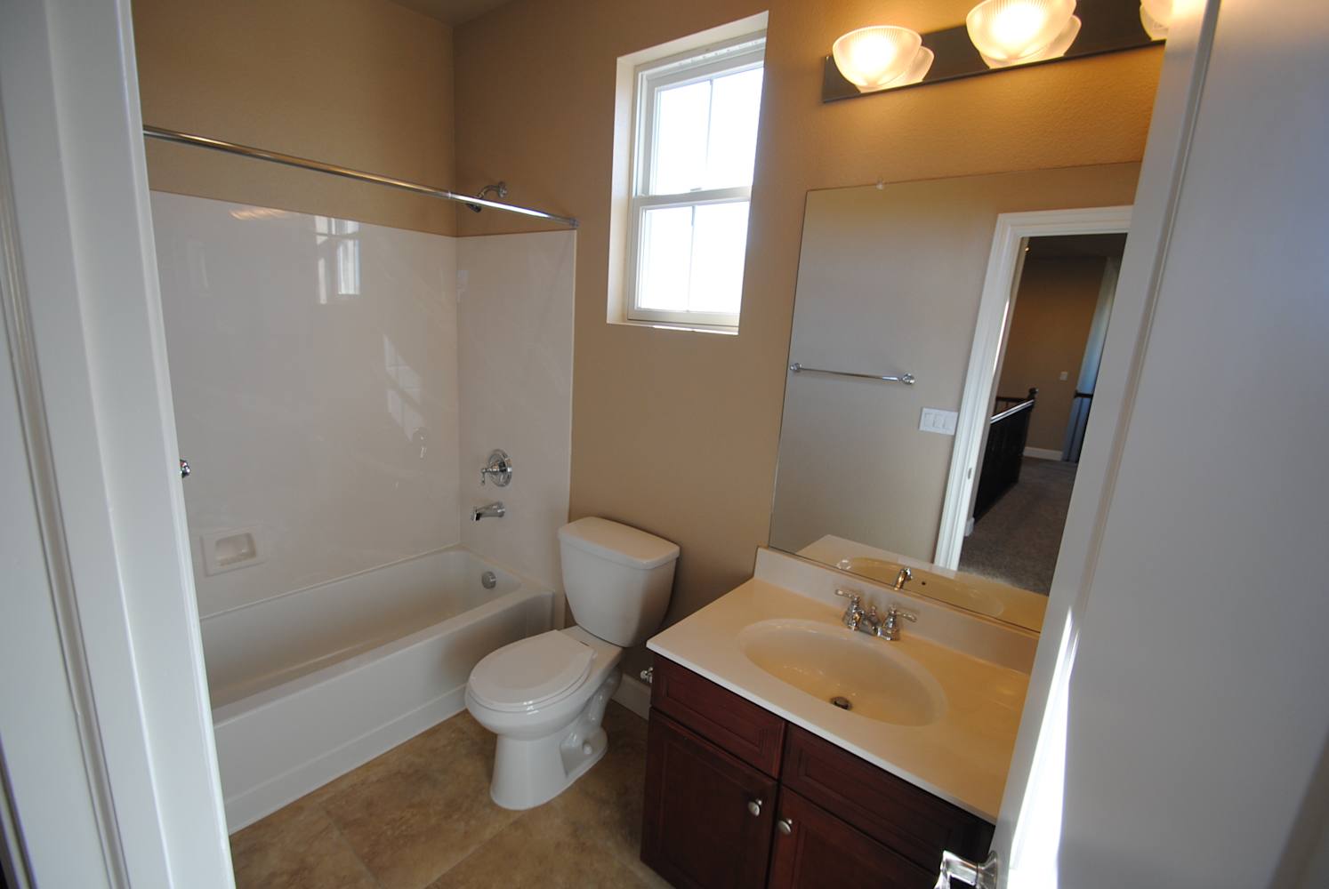 1667 Montrose Ln, Lincoln photo 8