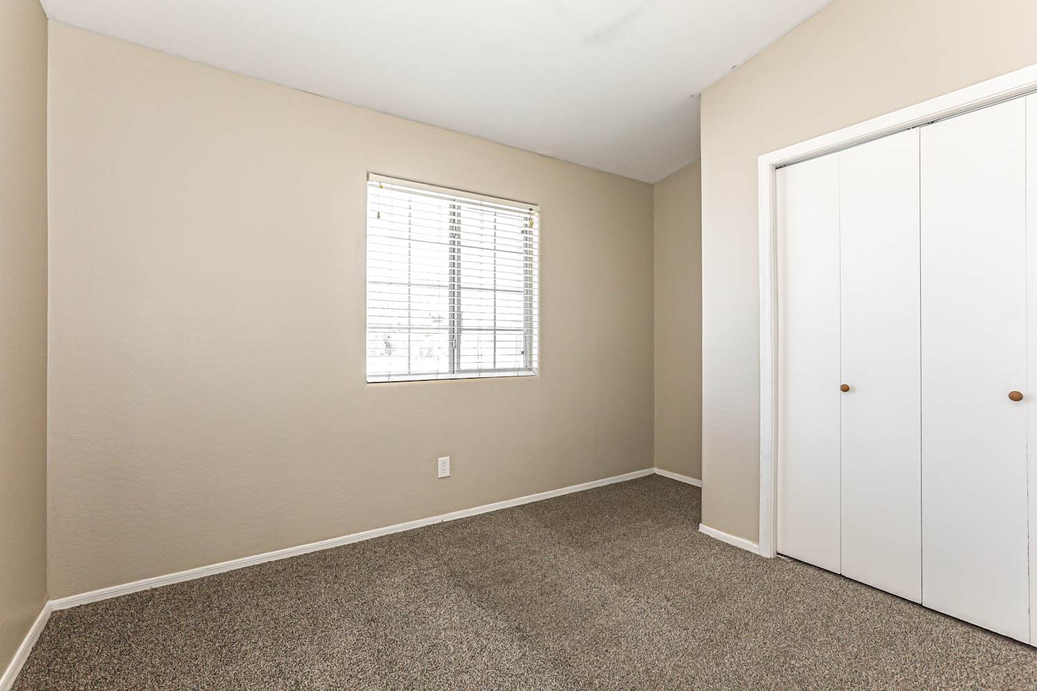 1667 S Stetson Ct, Apache Junction photo 14