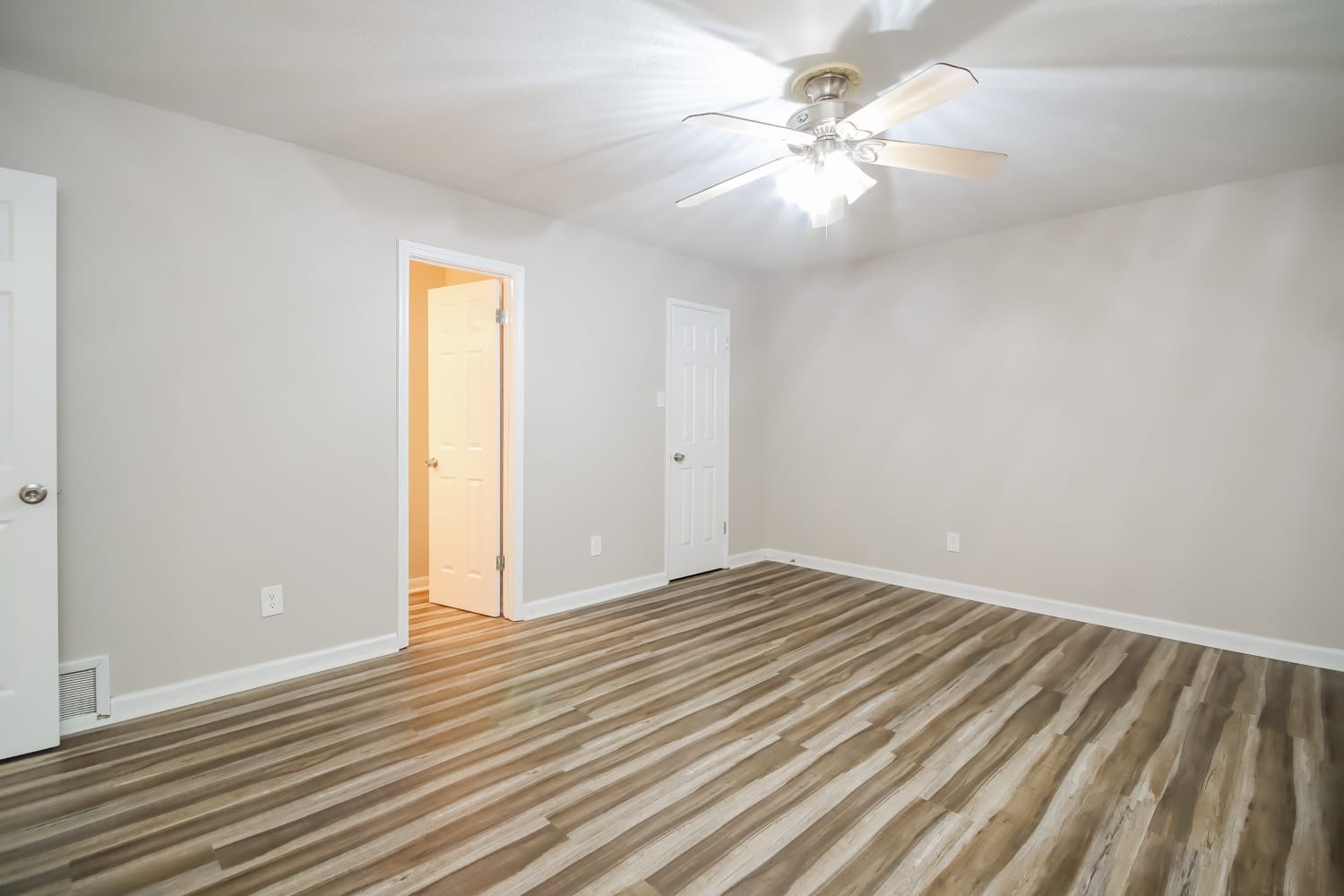16835 Grampin Dr, Houston photo 9