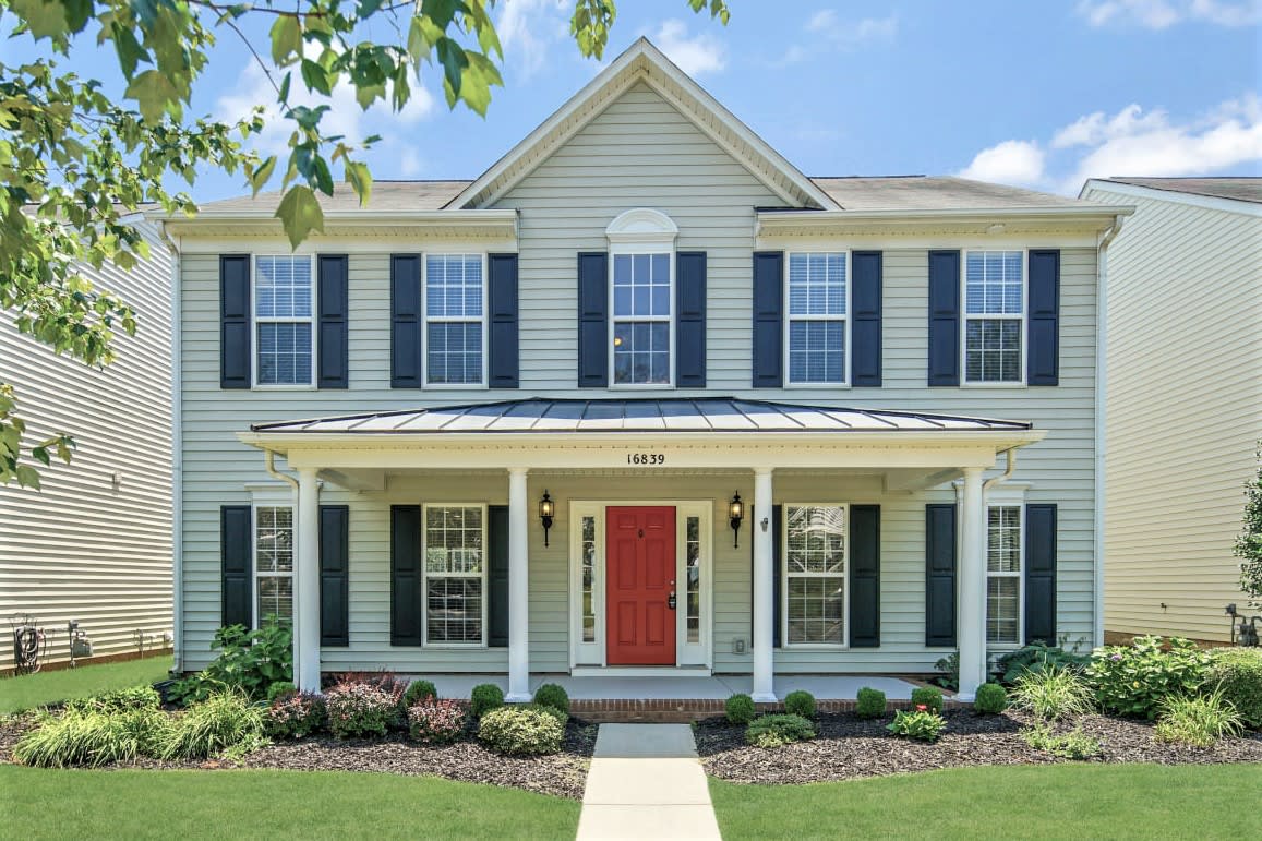 Front of 16839 Hugh Torance Pkwy, Huntersville, NC