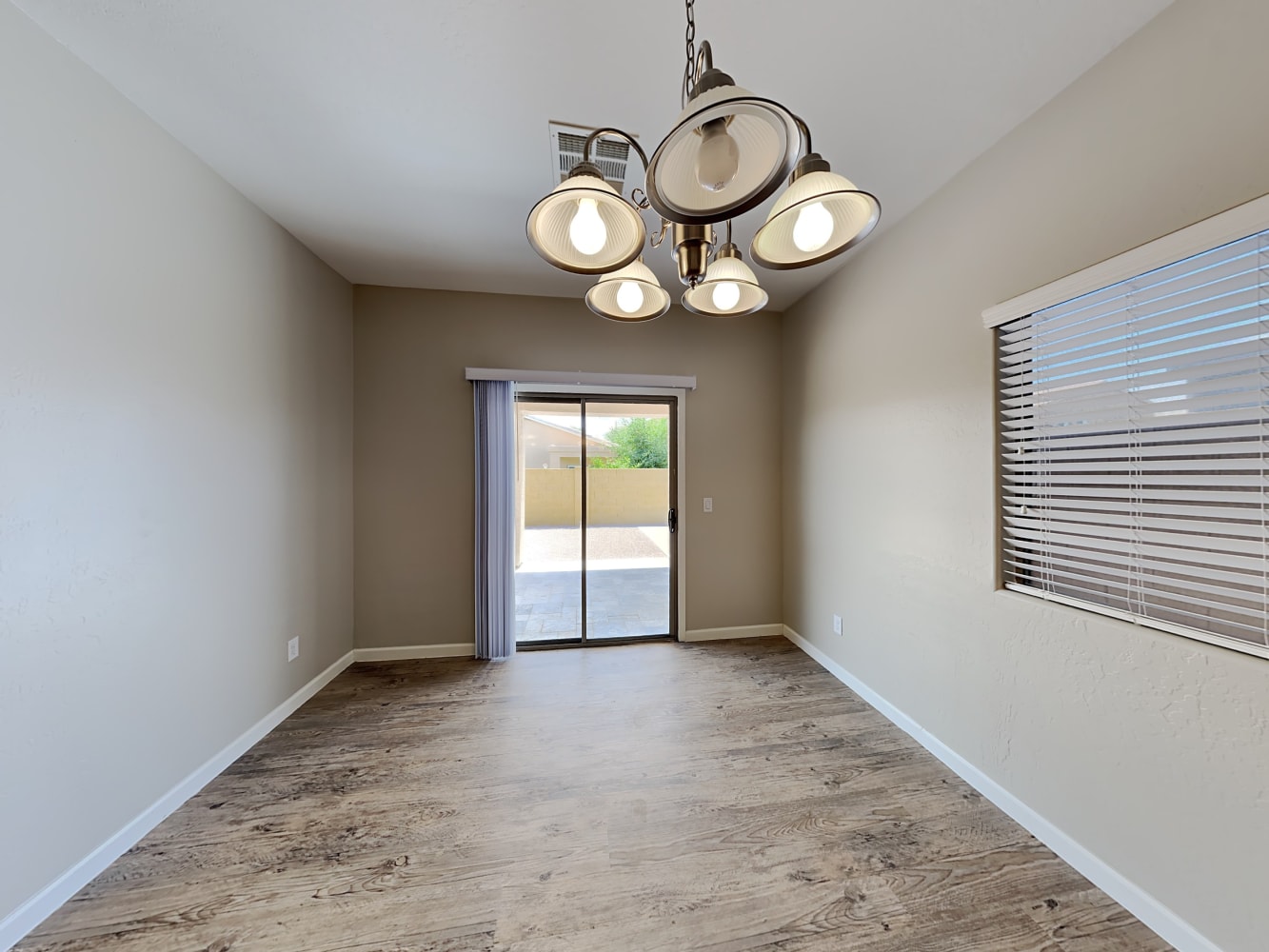 16847 W Rimrock St, Surprise photo 8