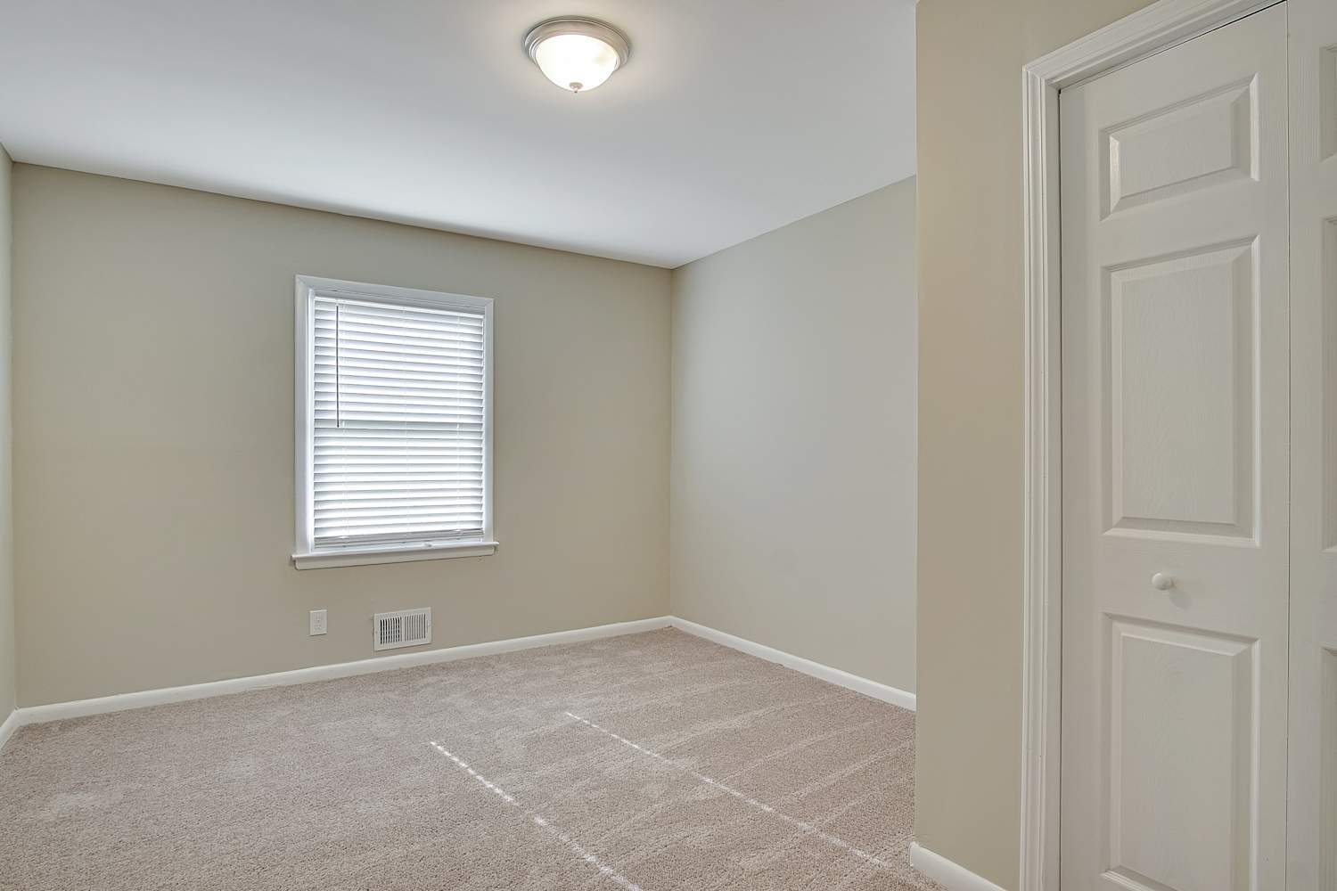1690 Camperdown Cir, Decatur photo 10