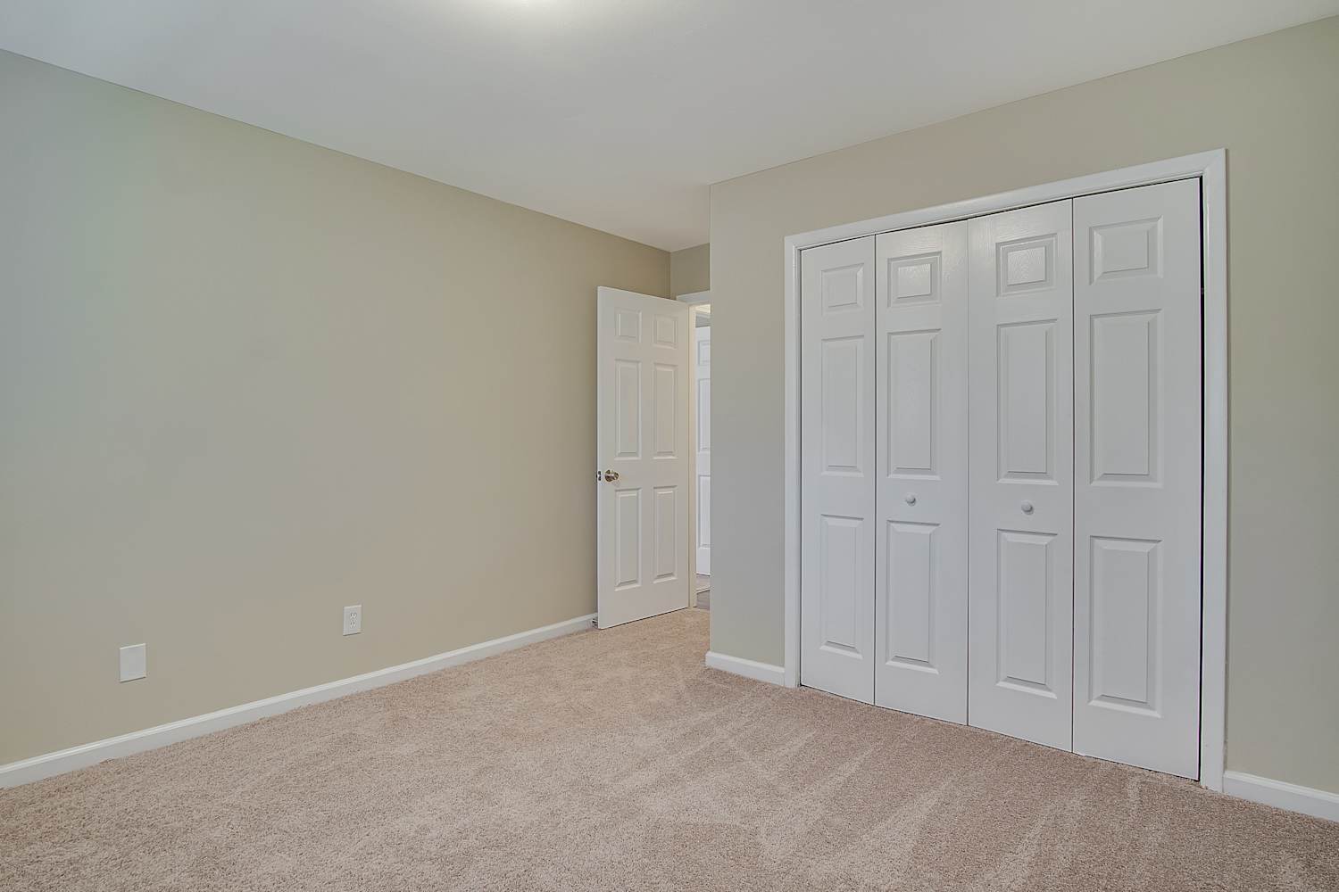 1690 Camperdown Cir, Decatur photo 18