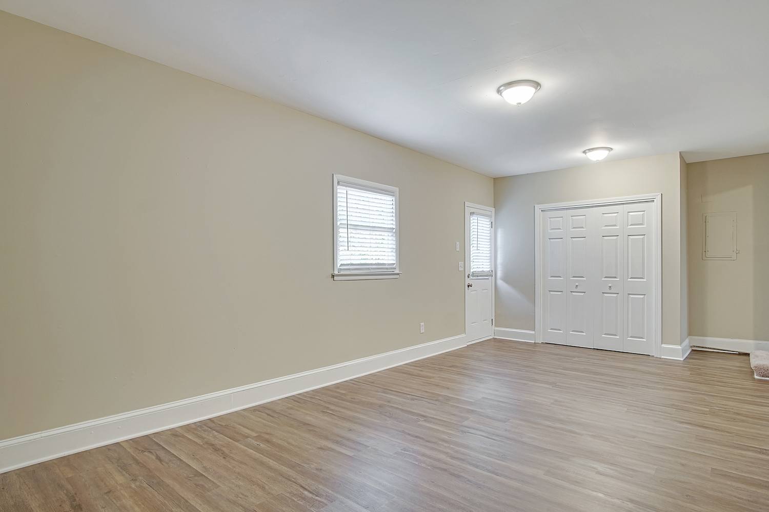 1690 Camperdown Cir, Decatur photo 9