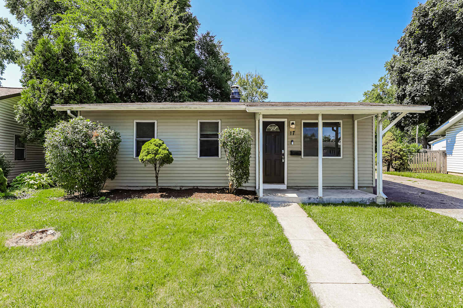 17 Concord Ave, Romeoville photo 1