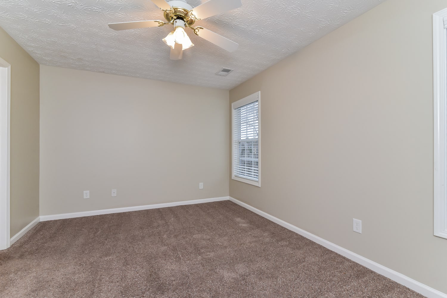 170 Kentshire Pl, Lawrenceville photo 9