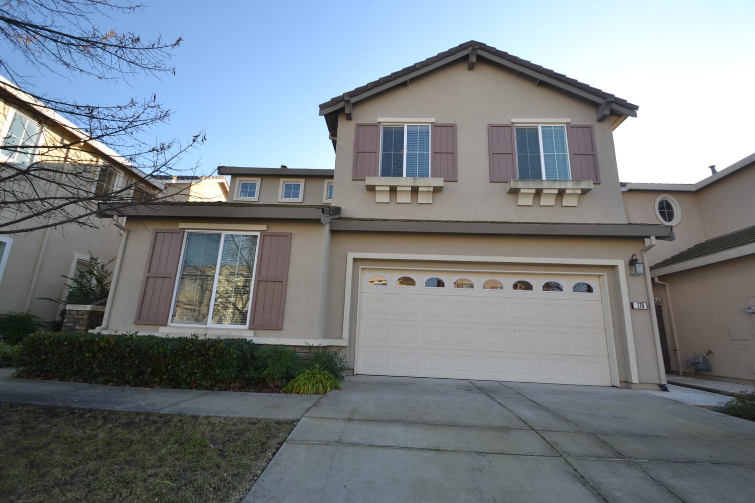 Front of 170 Mahonia Cir, Sacramento, CA