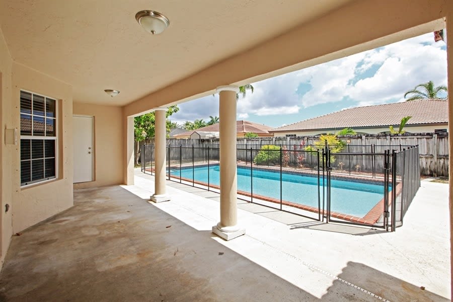 17111 SW 153rd Pl, Miami photo 17