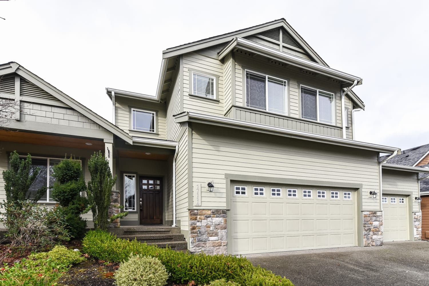 Front of 17114 139th Ave E, Puyallup, WA