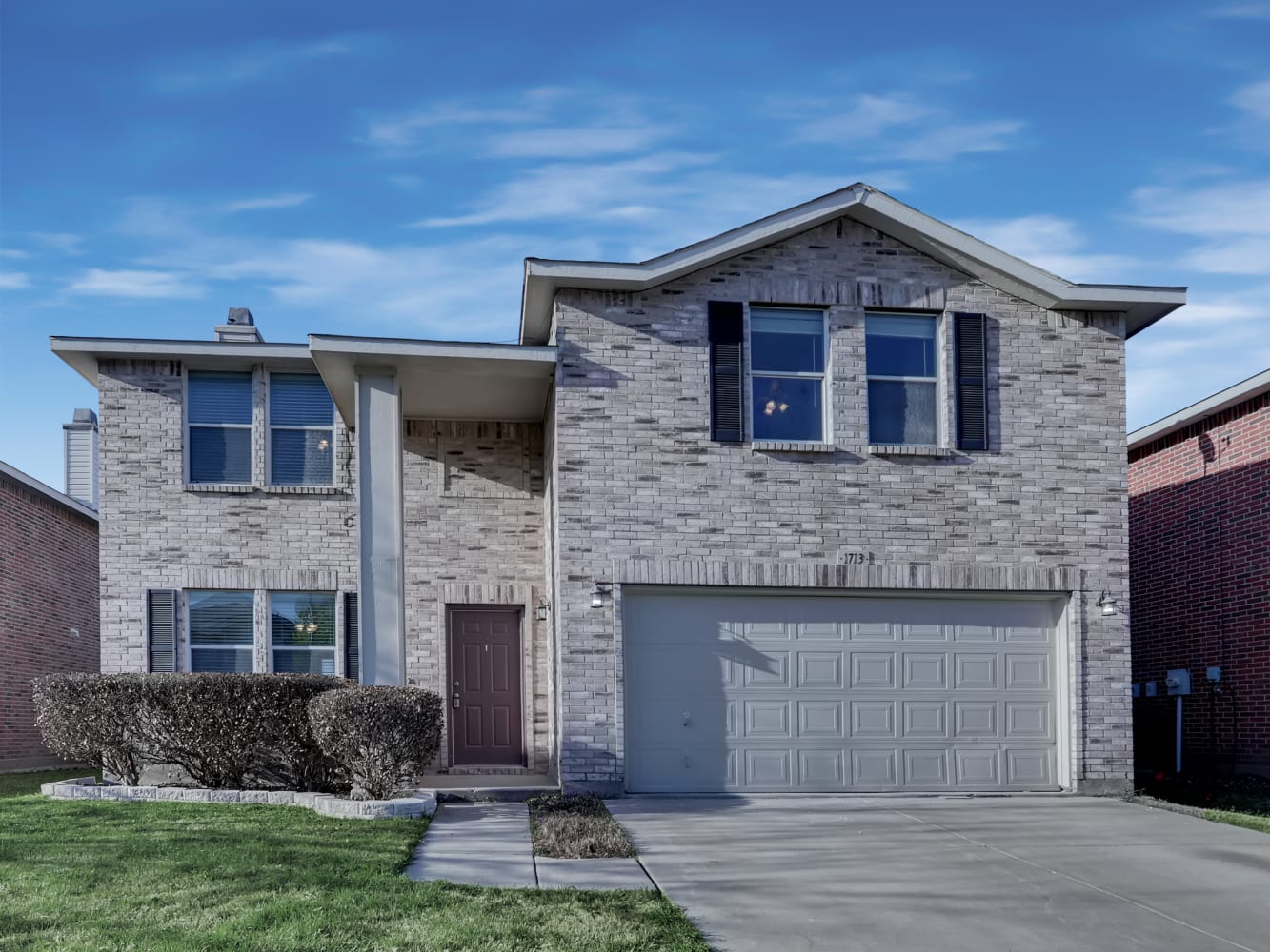 Front of 1713 Rialto Way, Justin, TX