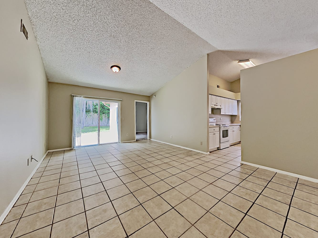 1714 Brandon Trace Ave, Brandon photo 6