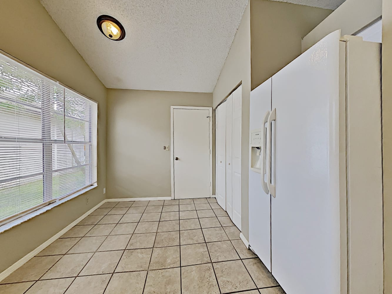 1714 Brandon Trace Ave, Brandon photo 9