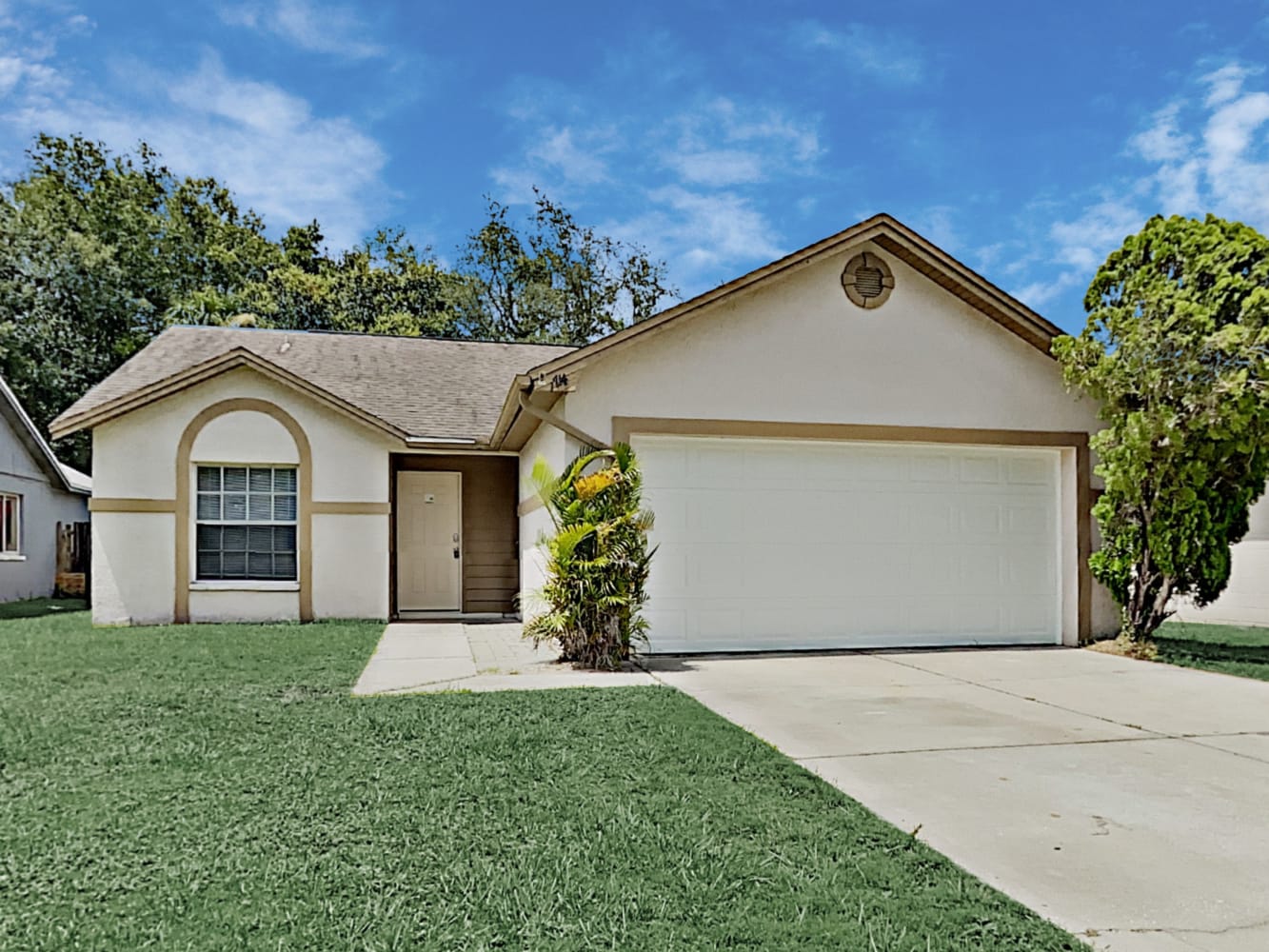 1714 Brandon Trace Ave, Brandon photo 1