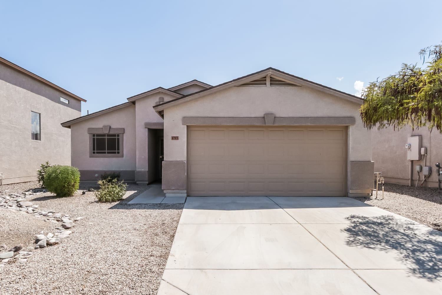 1715 E Desert Moon Trl, San Tan Valley photo 1
