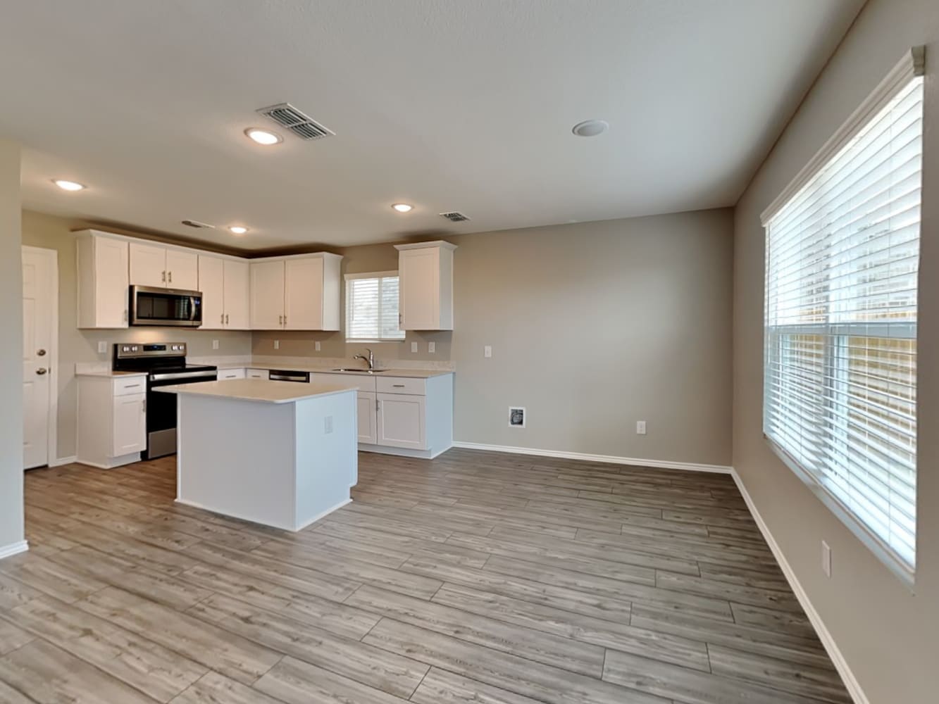 1716 Palo Blanco, Forney photo 7