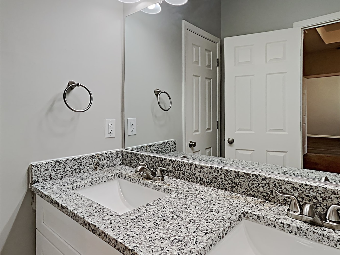 172 Devon Forest Dr, Mooresville photo 9