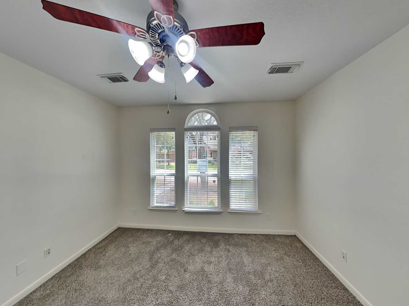17247 Marquette Point Ln, Humble photo 13