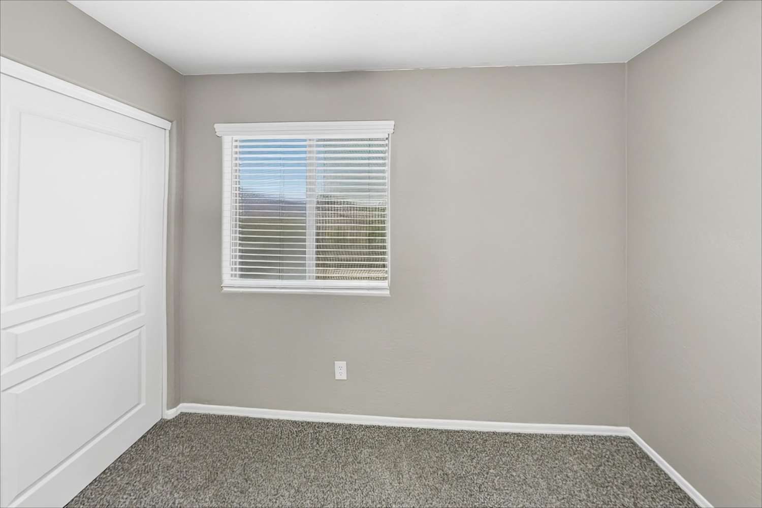 17263 W Acapulco Ln, Surprise photo 17