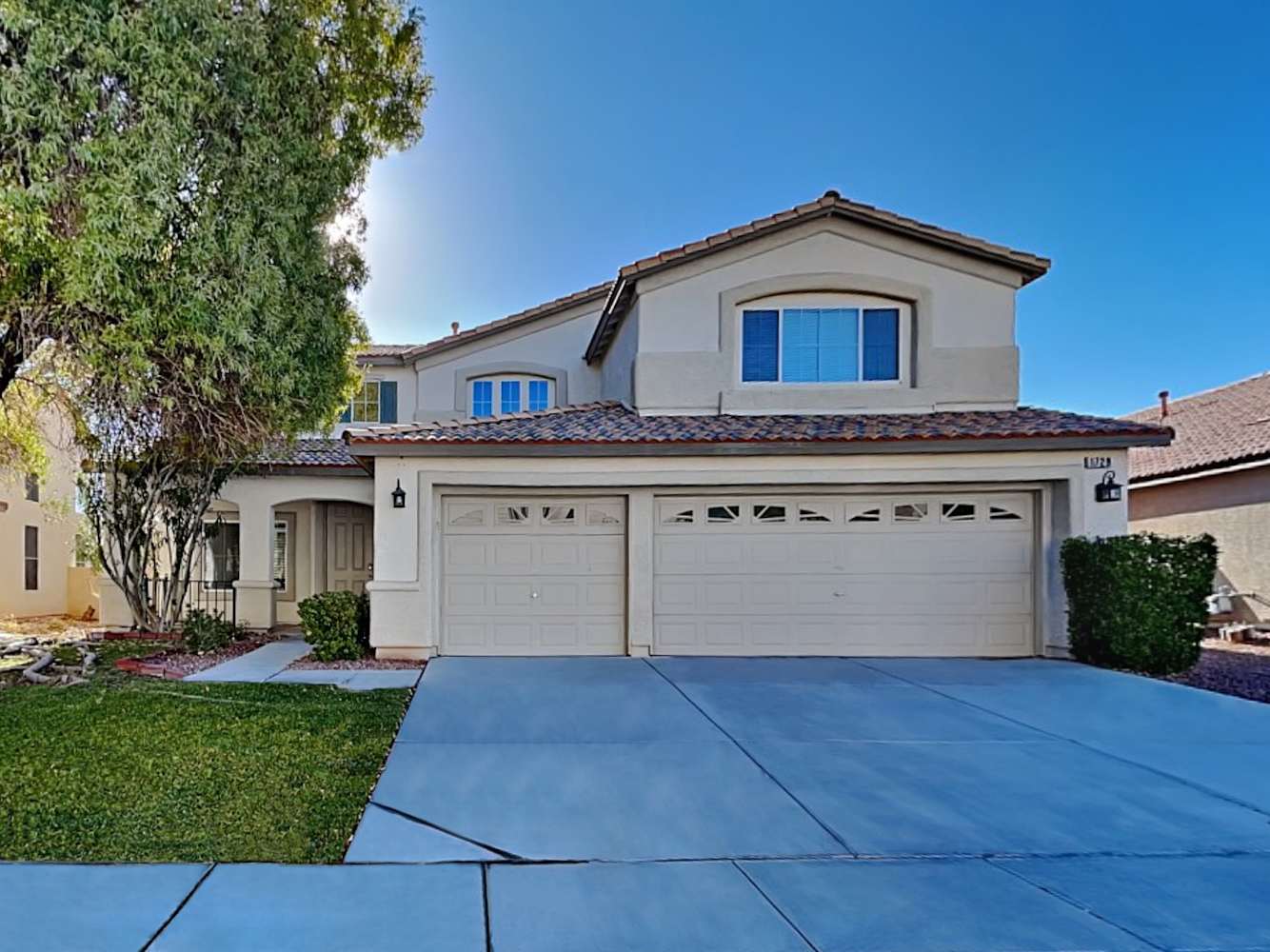 Front of 1729 Little Bow Ave, North Las Vegas, NV