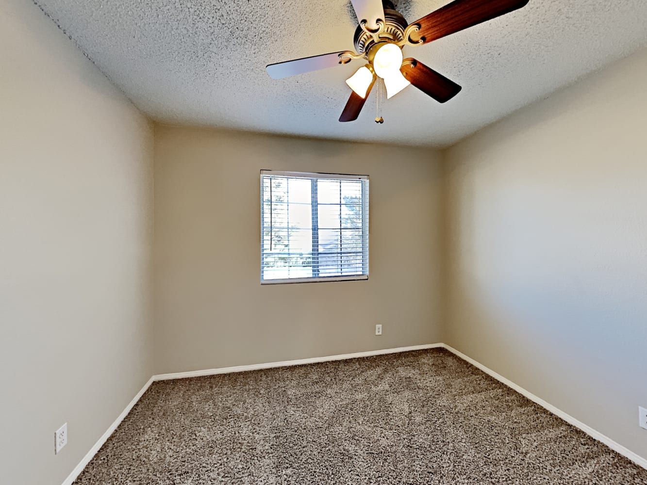 1740 La Cruz Dr, Henderson photo 12