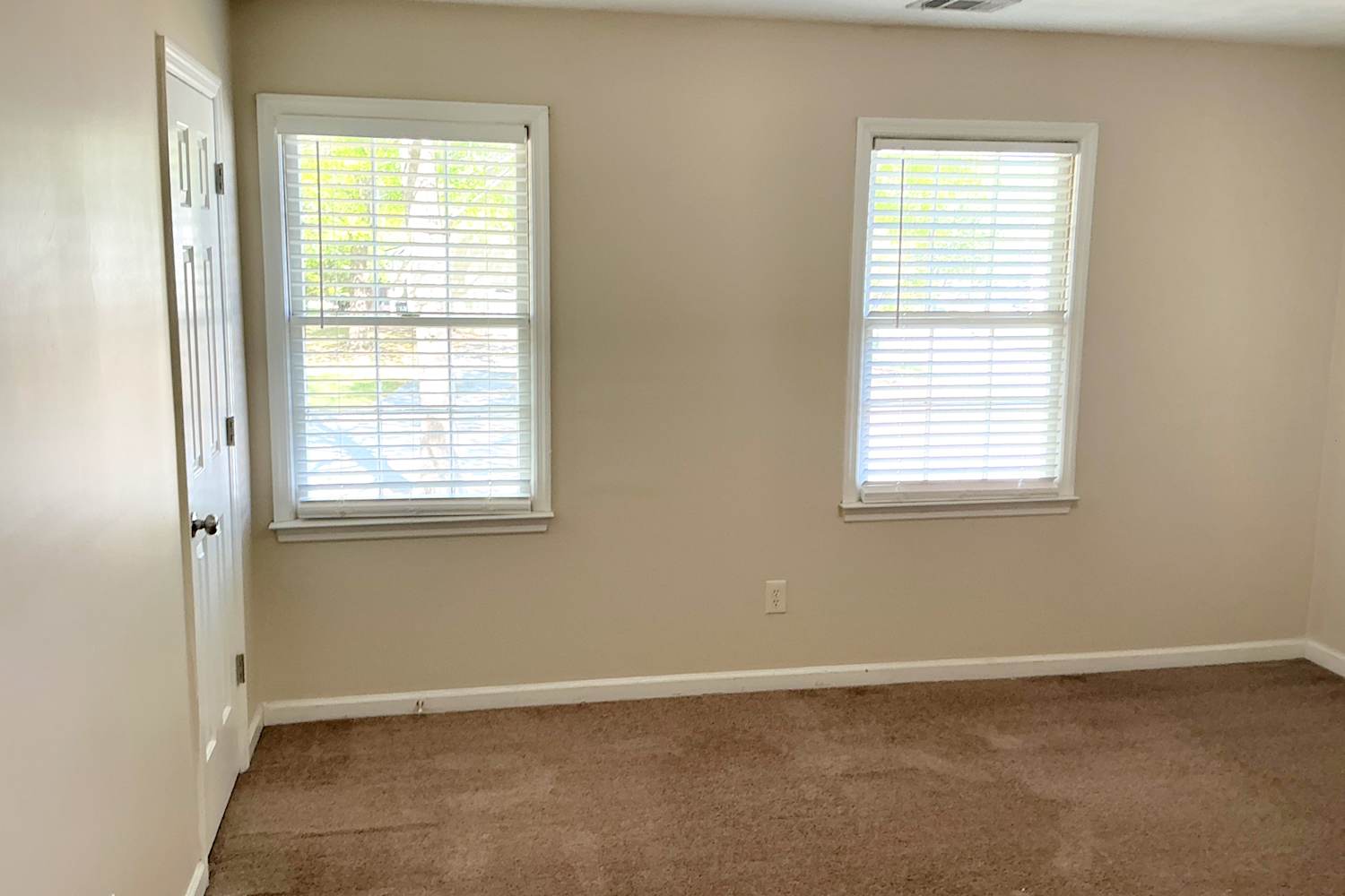 1740 Meadowchase Ct, Snellville photo 10