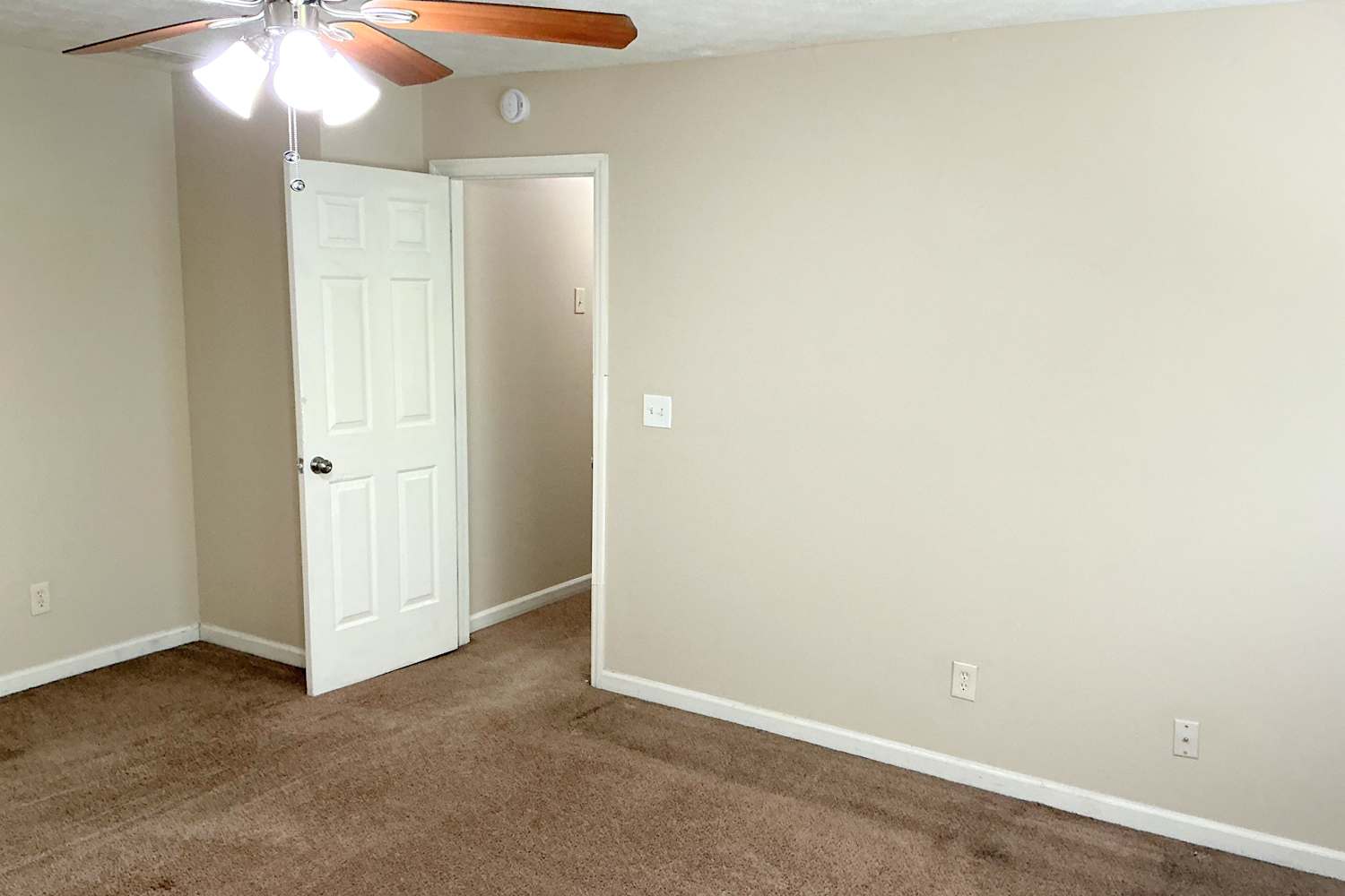 1740 Meadowchase Ct, Snellville photo 12