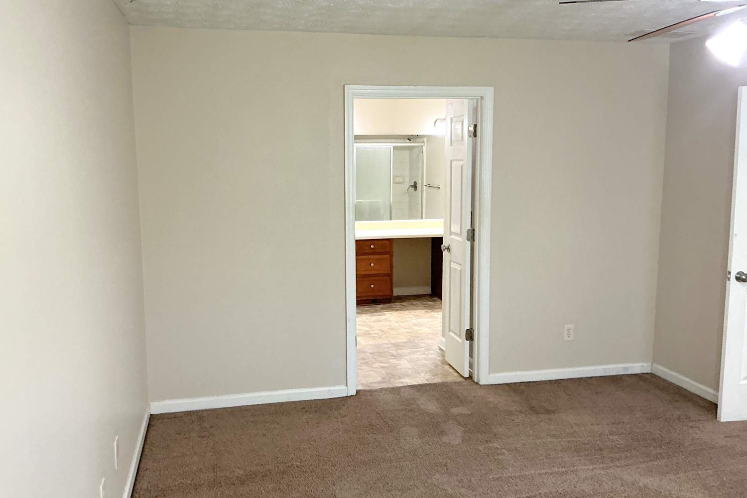 1740 Meadowchase Ct, Snellville photo 13