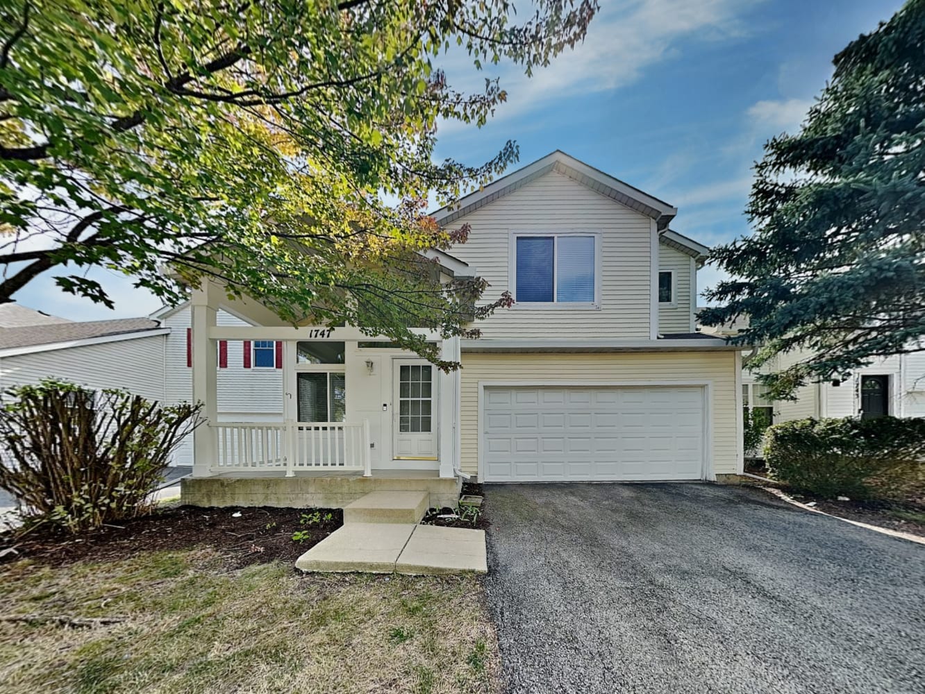 Front of 1747 Walnut Park Ln, Aurora, IL