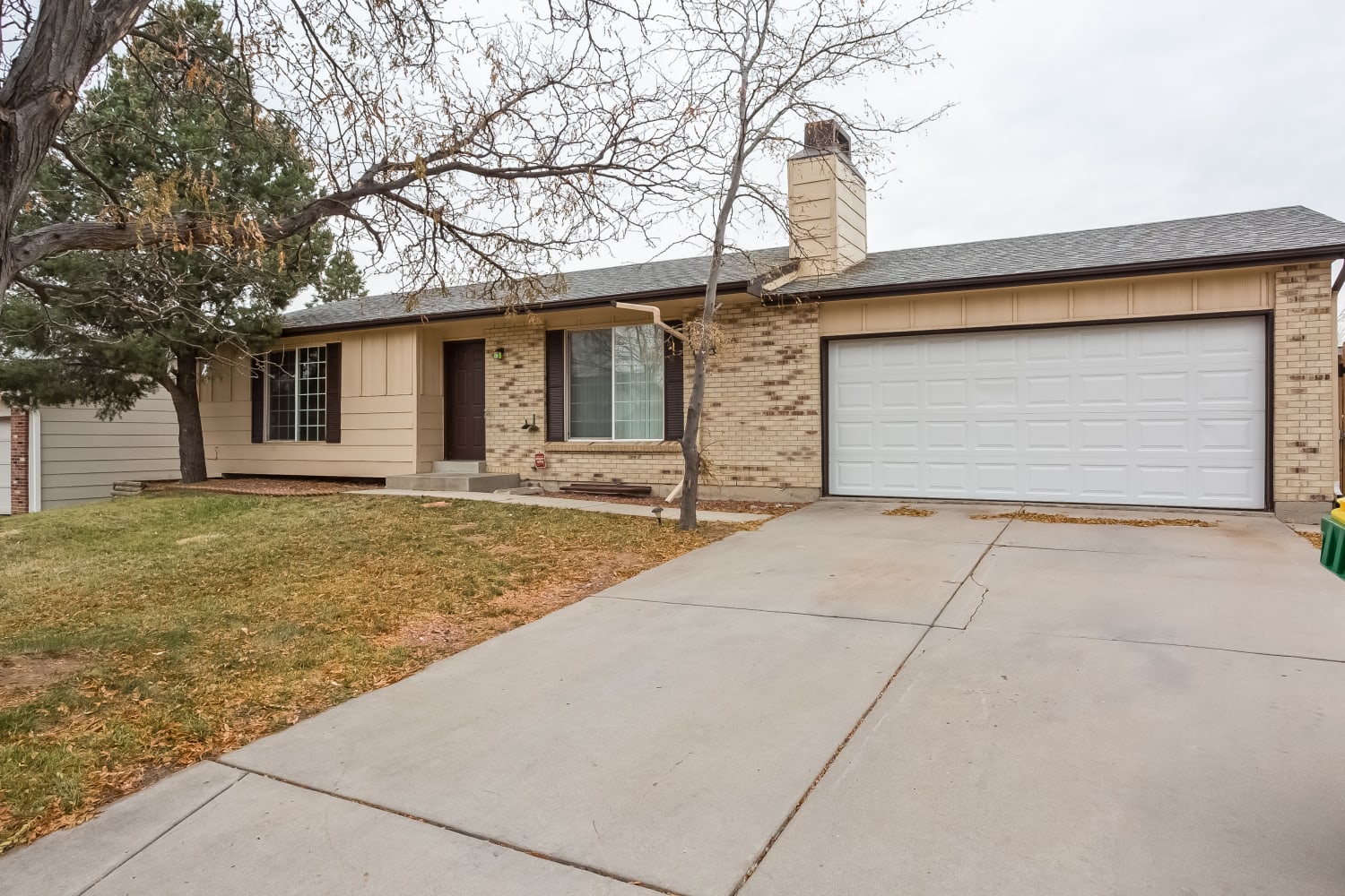 Front of 17474 E Louisiana Ave, Aurora, CO