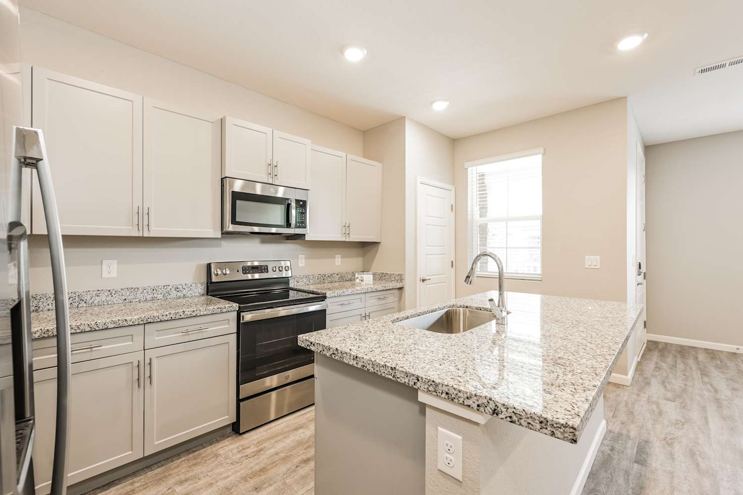 1748 S Elk Way, Aurora photo 9