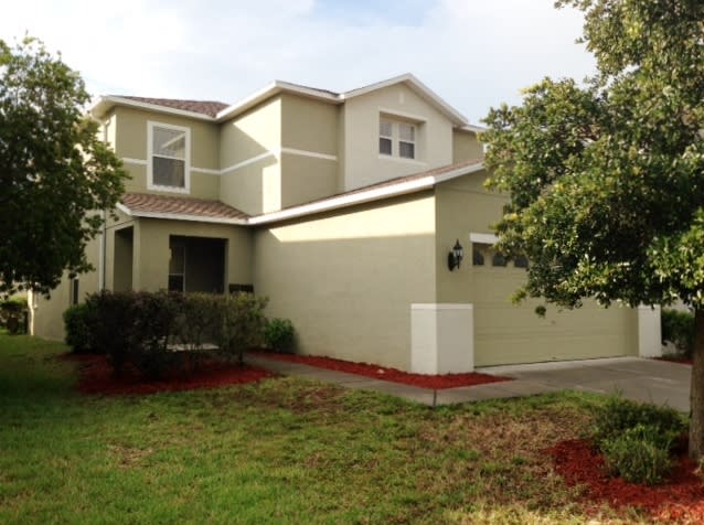 Front of 17529 Glenapp Dr, Land O Lakes, FL