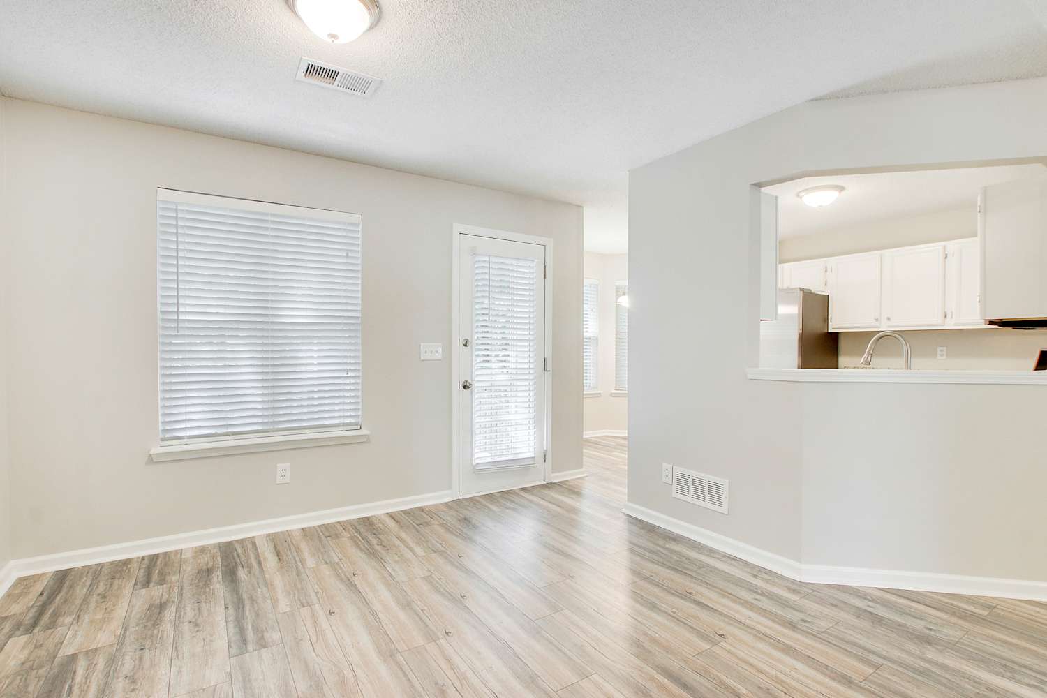 1753 Woodvine Ct Nw, Kennesaw photo 6