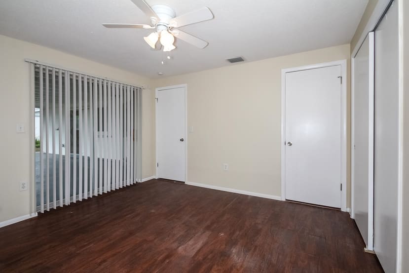 1754 Forest Rd, Venice photo 7