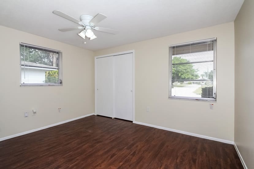 1754 Forest Rd, Venice photo 8