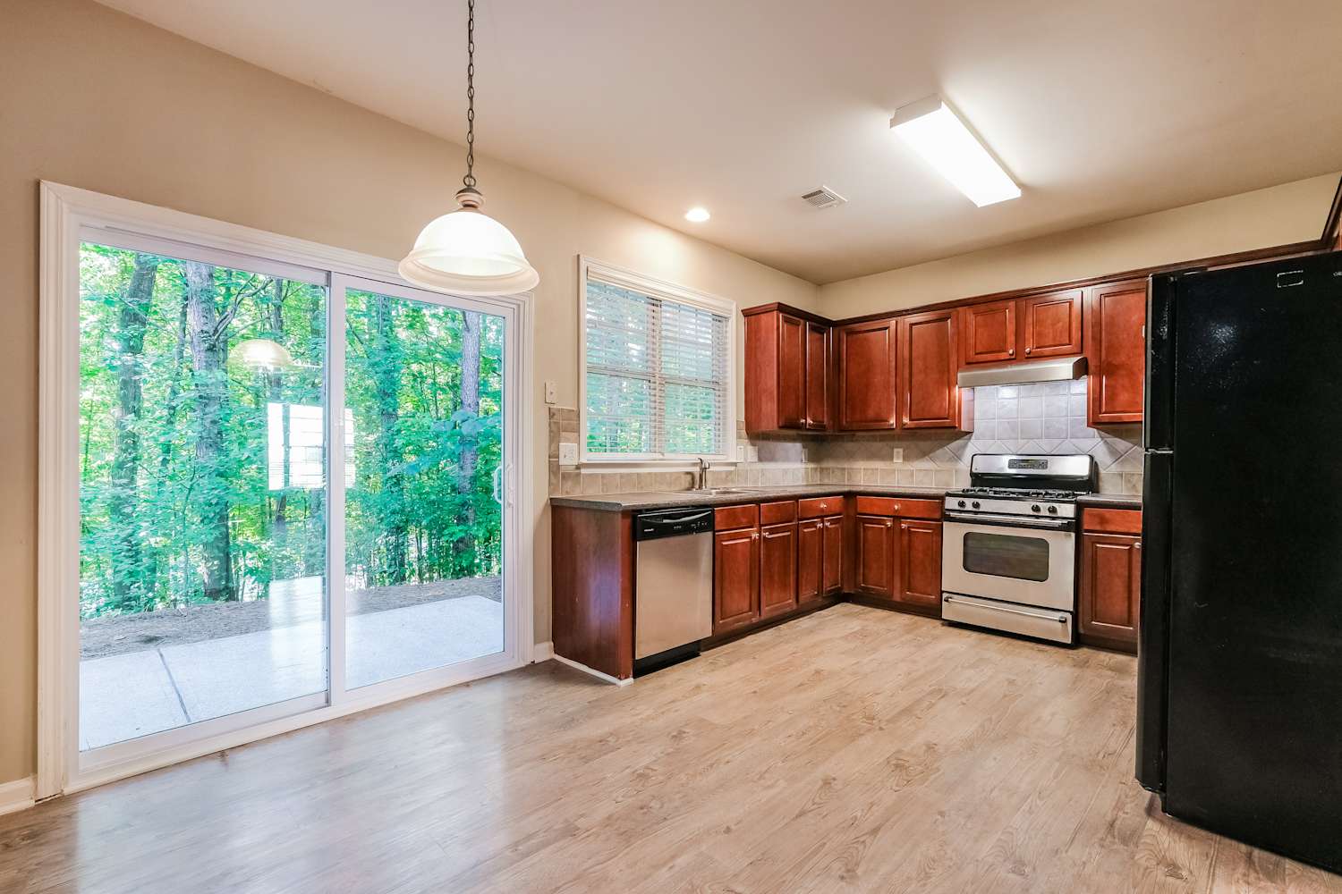 1758 Bentridge Dr NW, Kennesaw photo 7