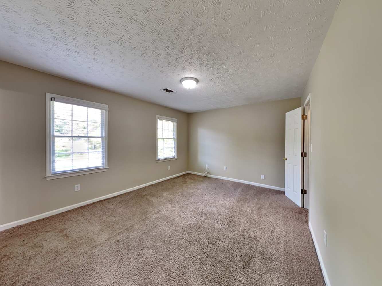 1759 Killian Hill Rd SW, Lilburn photo 9
