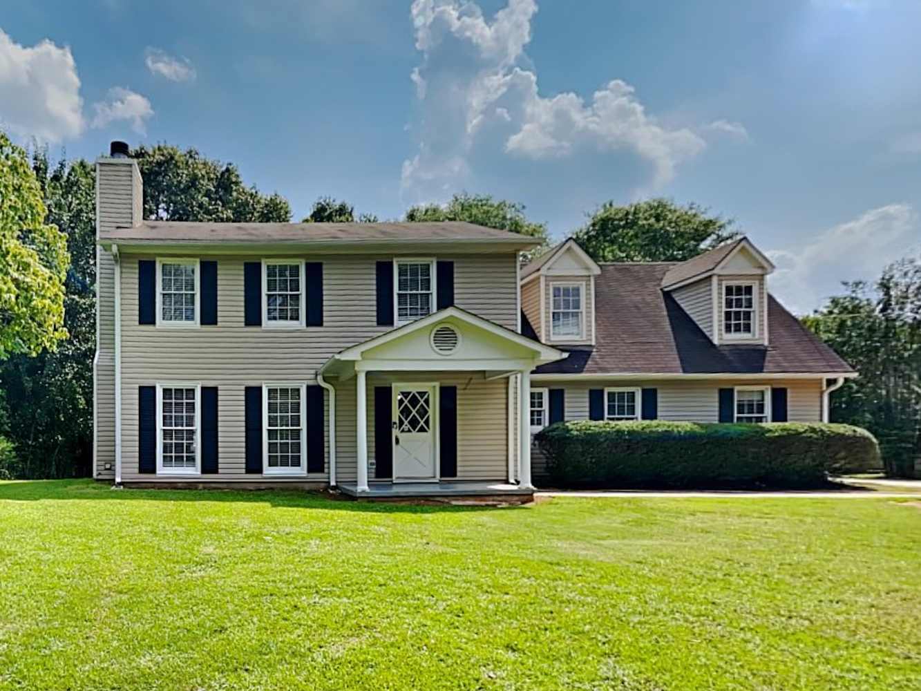 1759 Killian Hill Rd SW, Lilburn photo 1