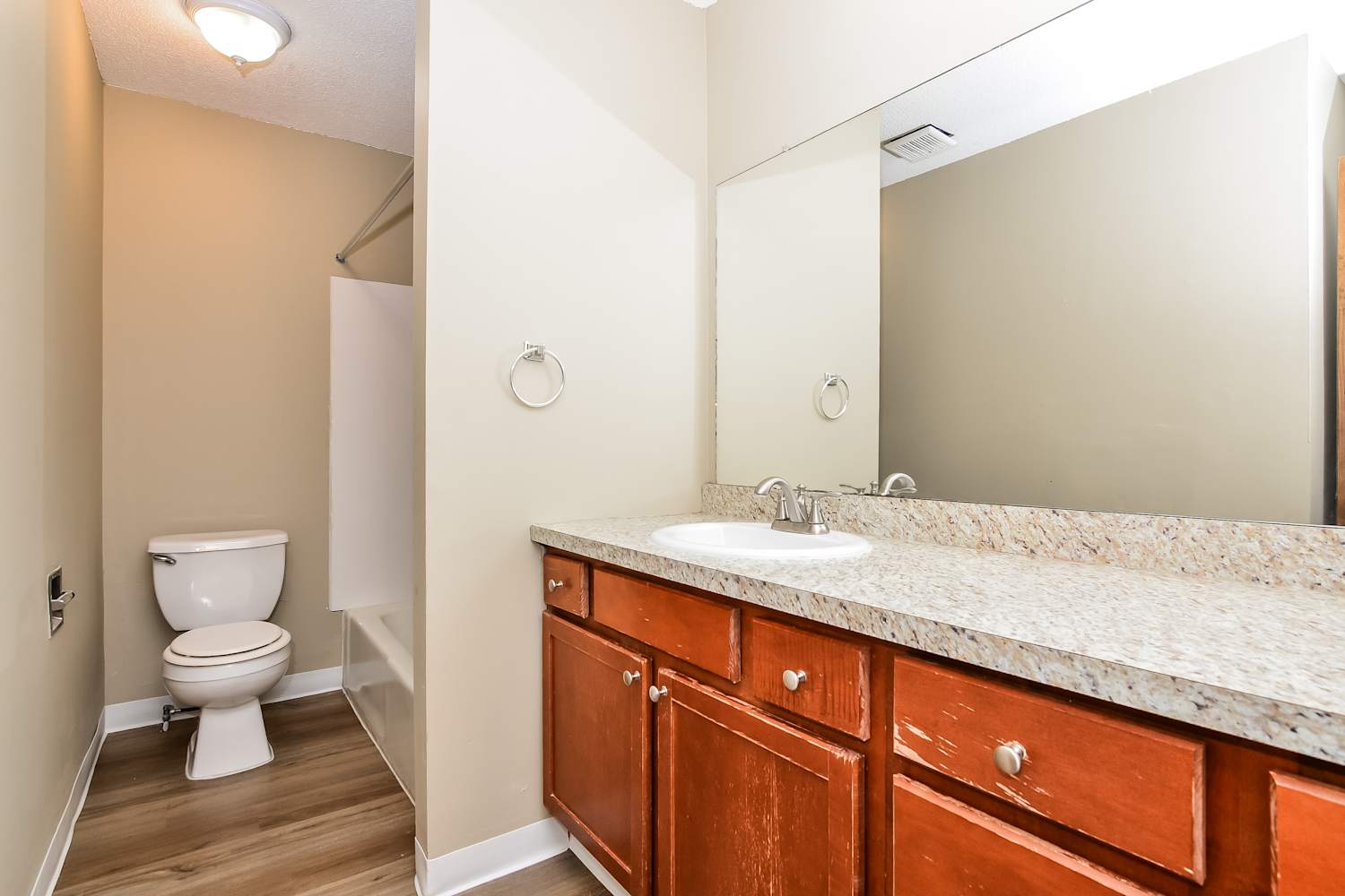 1764 Evergreen Bay, Woodbury photo 13