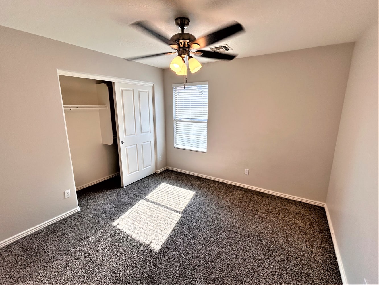 17757 West Redfield Rd, Surprise photo 6