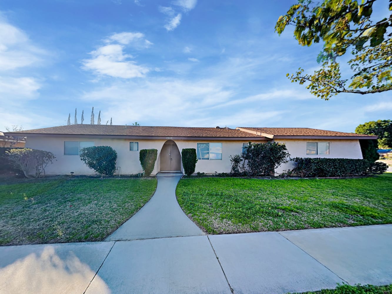 Front of 17839 Granada Ave, Fontana, CA