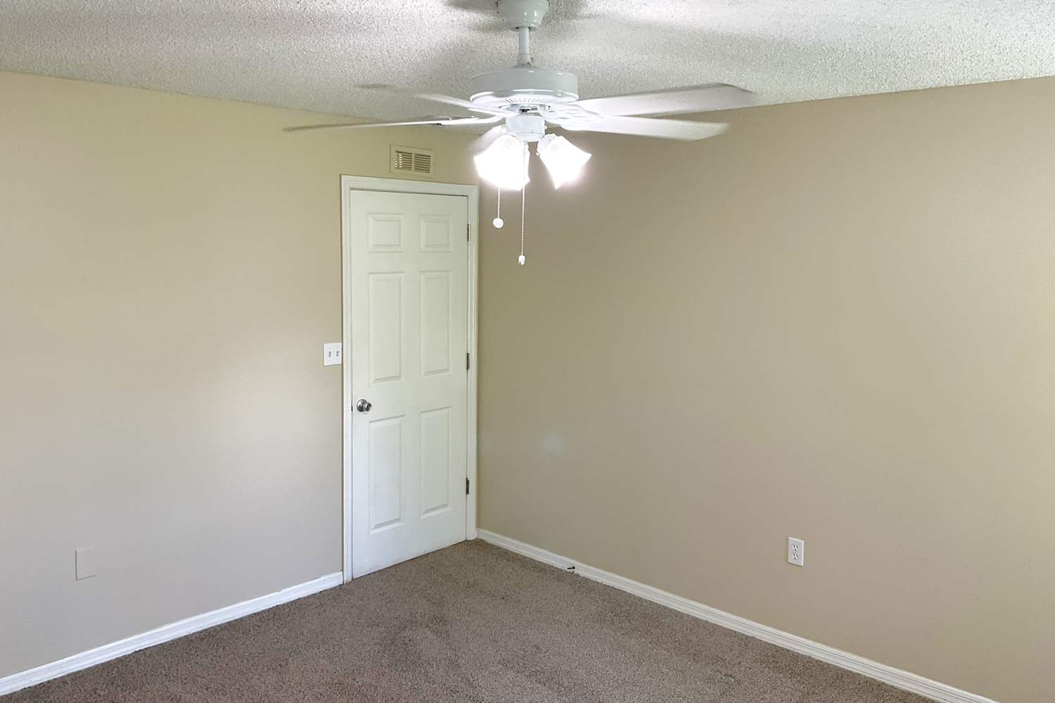 1786 Hydrangea Rd NW, Palm Bay photo 7